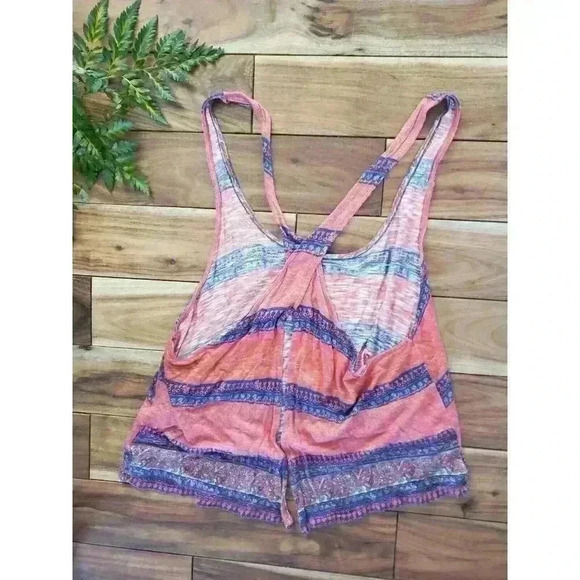 Ecote Top Women M Crop Open Flap Back Racerback Floral coral Loose Concert Top - Picture 3 of 4